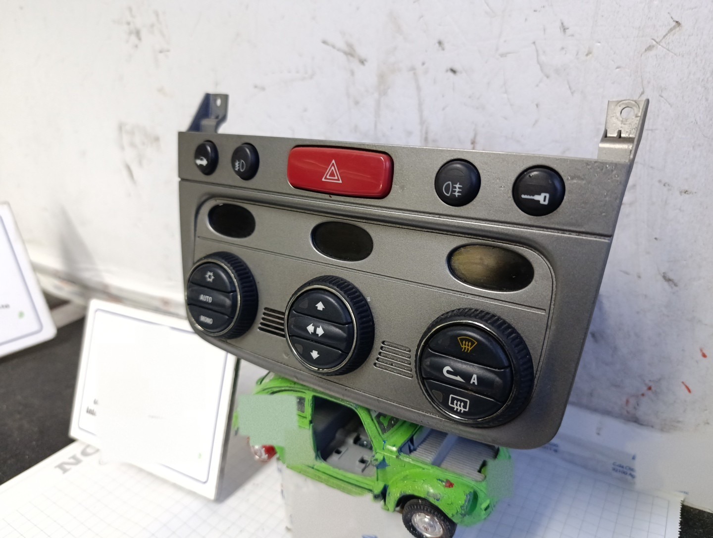 Miniatura 6