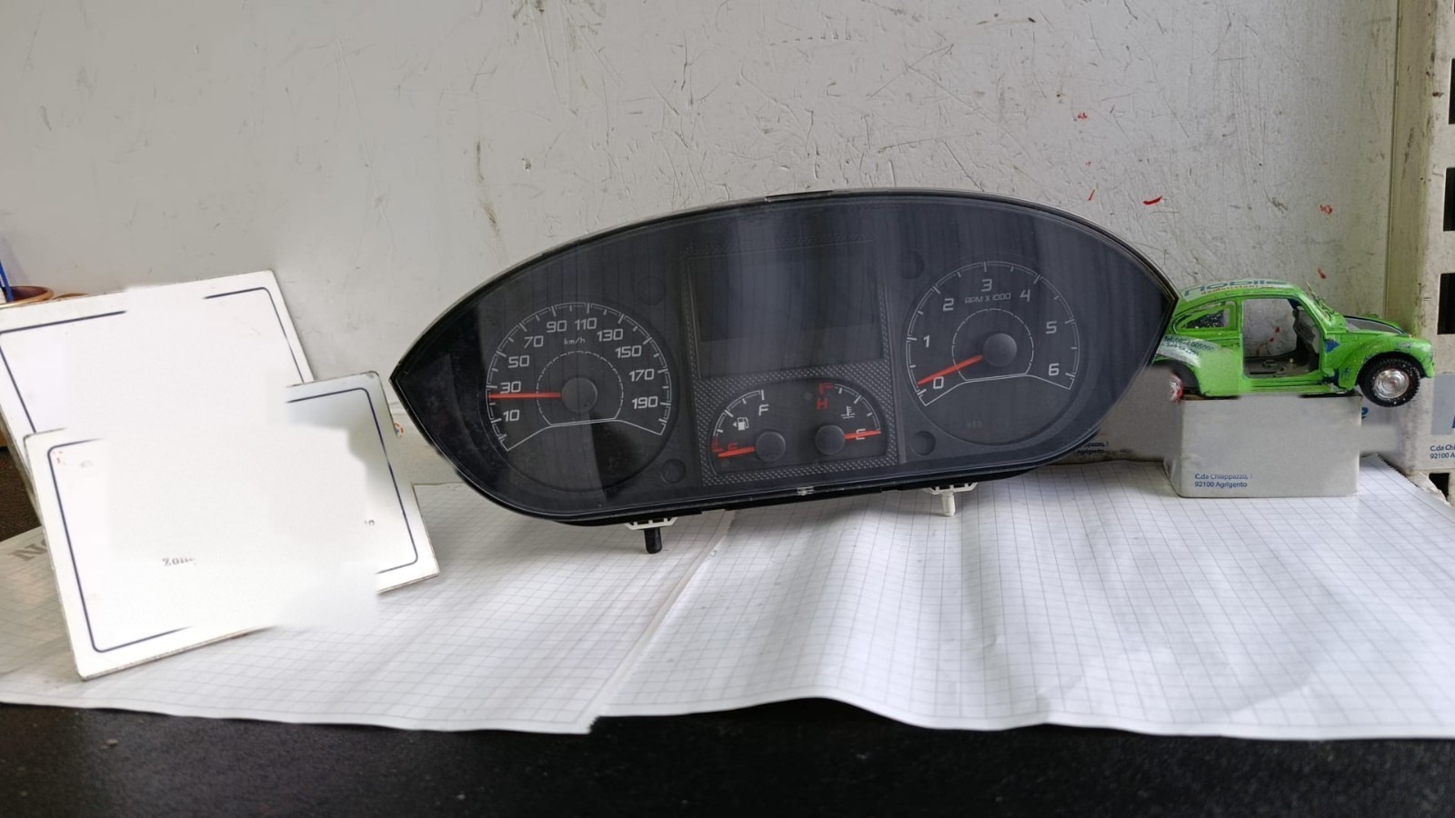 Quadro strumenti compl. - Immagine 1 di 8