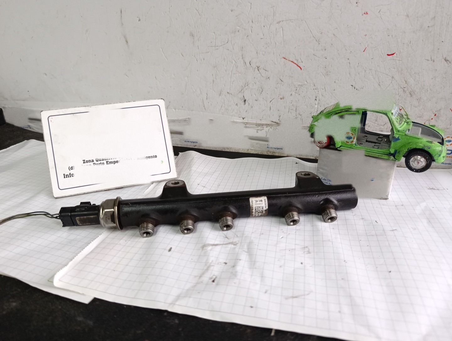 Distributore carburante - Immagine 1 di 11