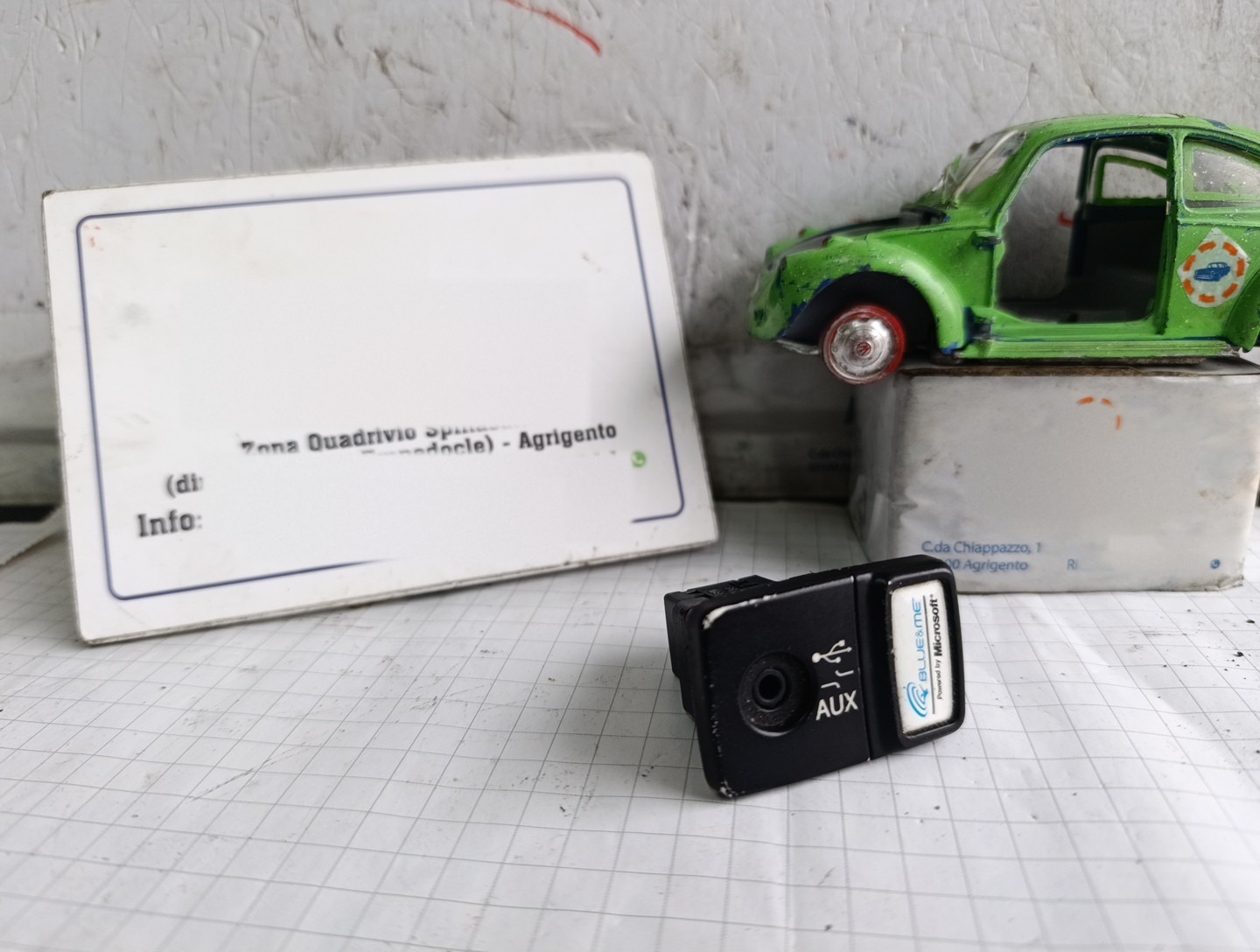 Console Porta Usb / Aux Fiat PUNTO EVO (3J) (08/09>07/13<) 735531771 735531771 Usato