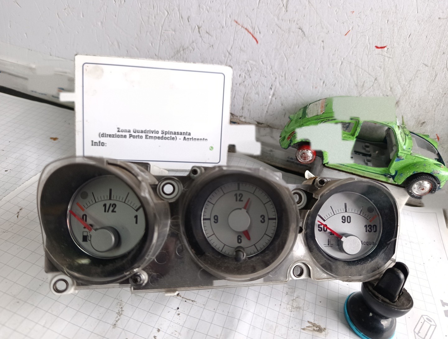 quadro strumenti orologio centrale - Immagine 1 di 10