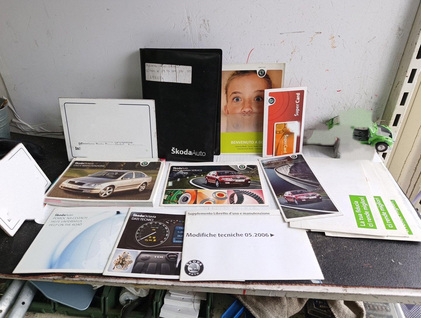 Libretto Manuale Uso E Manutenzione (Skoda) 1Z0012003BC Usato
