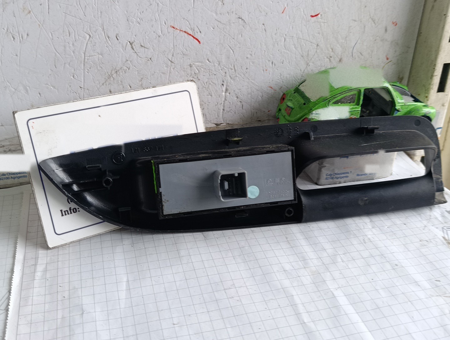Miniatura 12