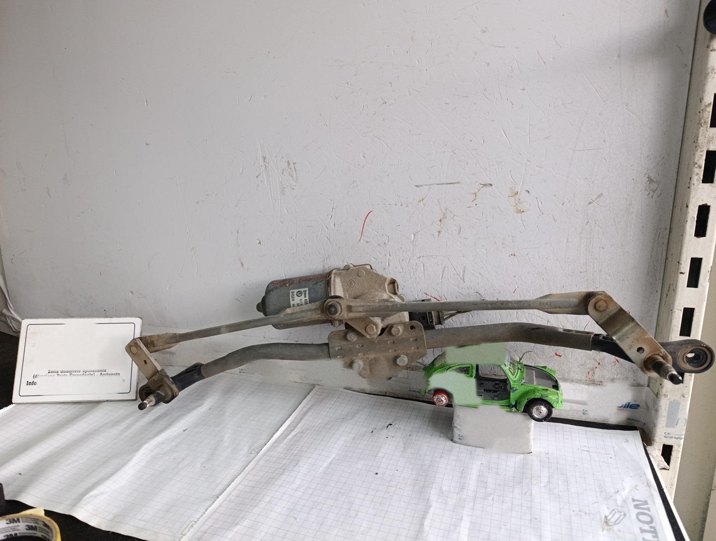 Motorino tergiparabrezza - Immagine 1 di 15