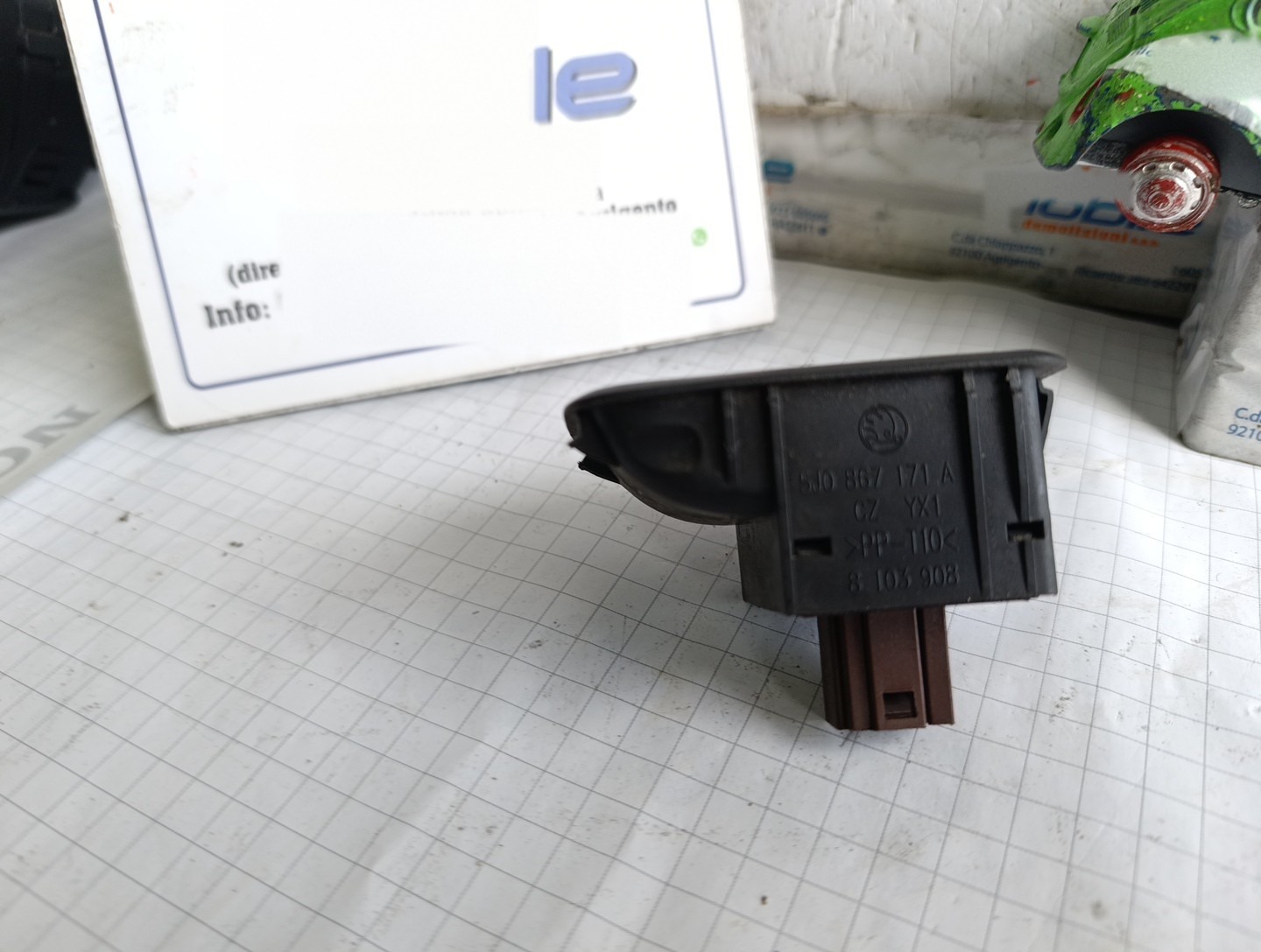 Miniatura 10