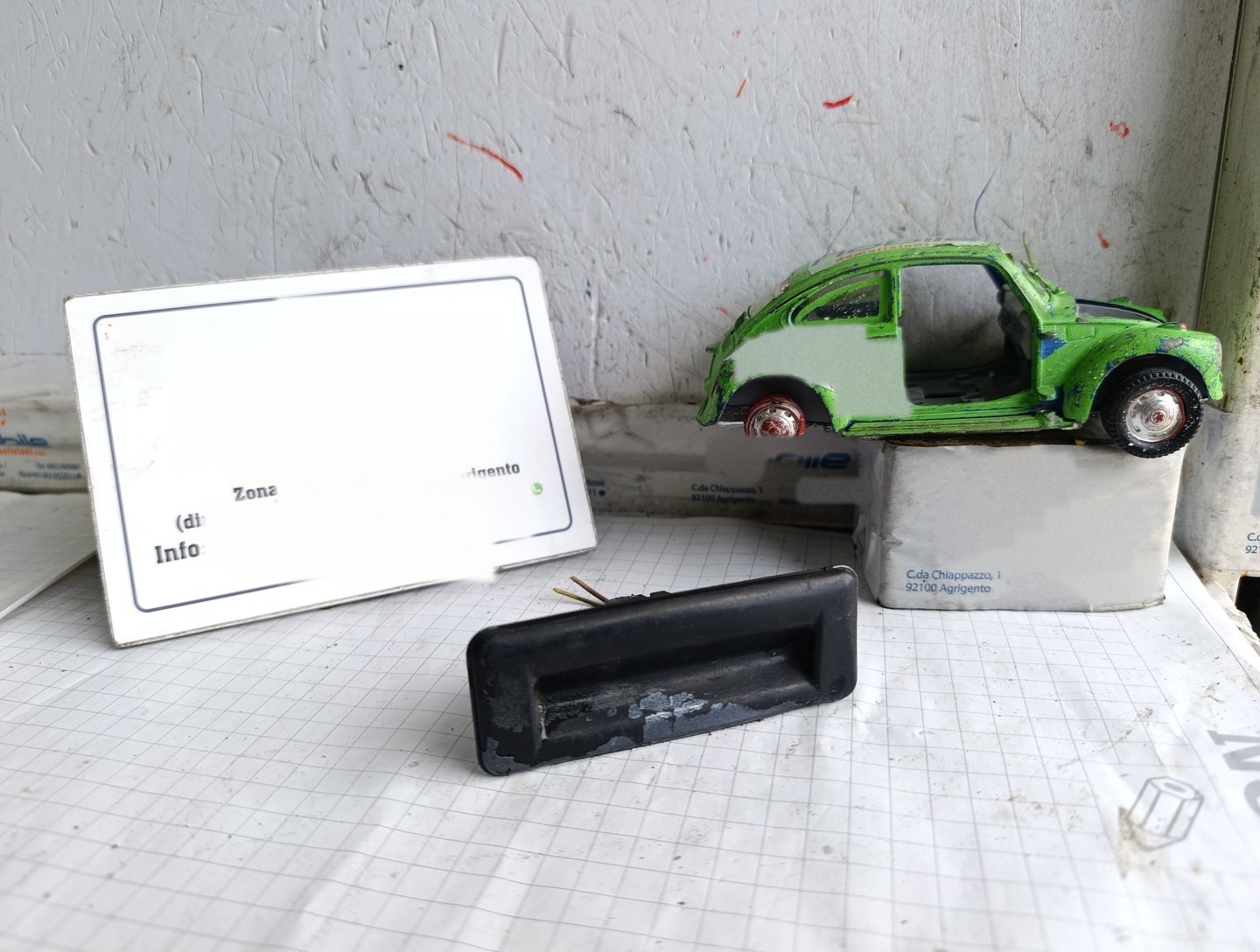 Maniglia Interruttore Pulsante Apertura Baule Cofano Posteriore Skoda ROOMSTER (5J) (07/06>12/10<) Usato