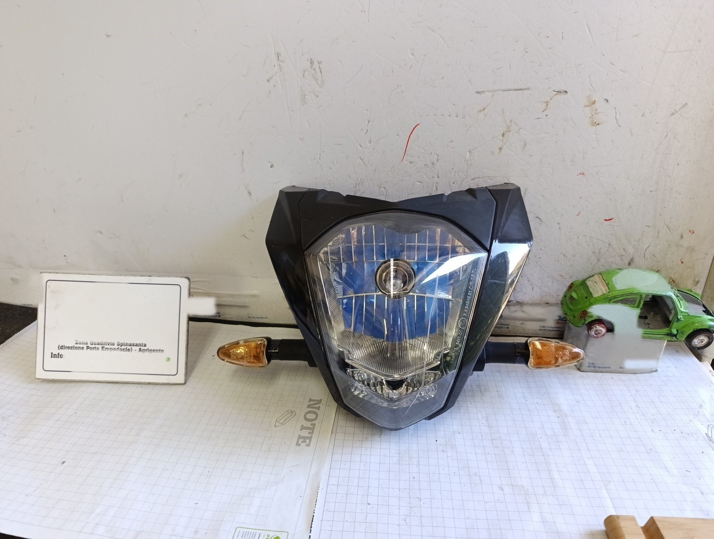 faro proiettore fanale anteriore - Immagine 1 di 16