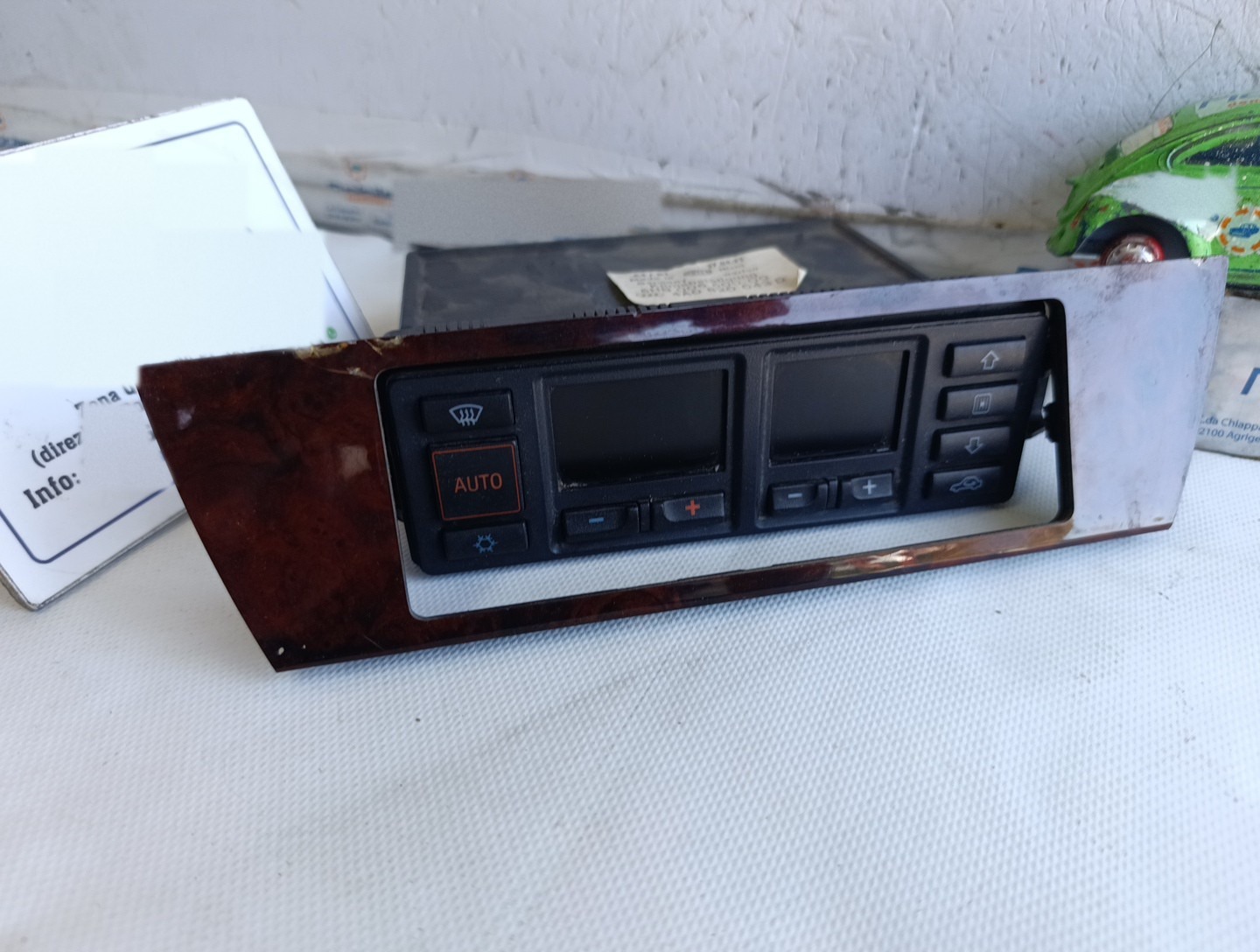 Miniatura 12