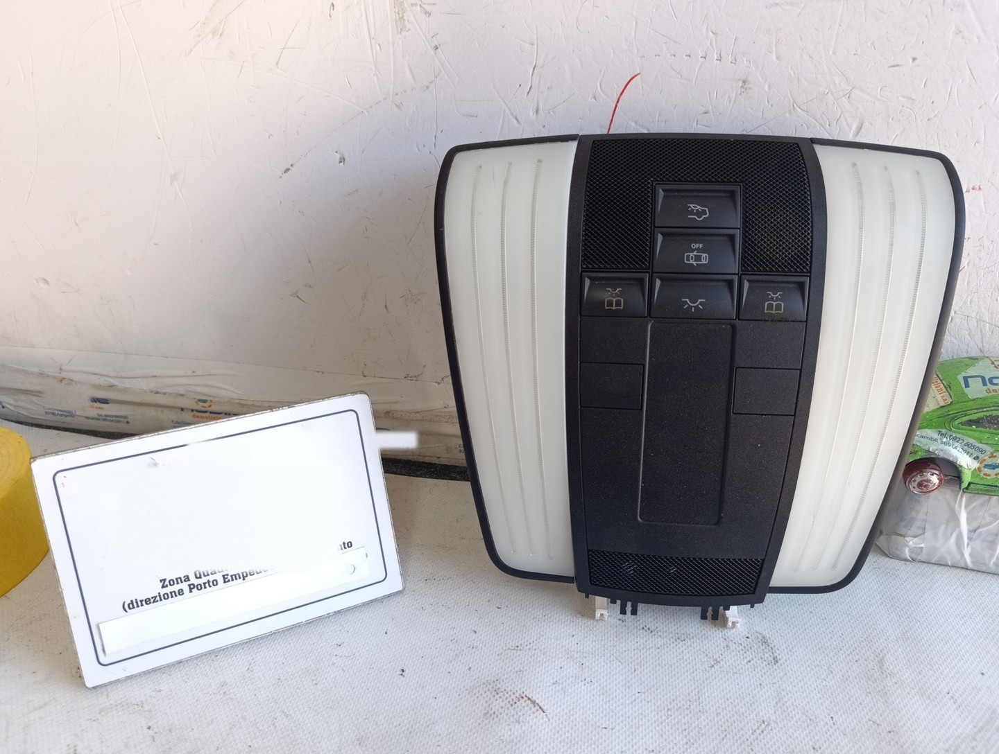 Luce Cortesia Ant. Tetto Mercedes-benz Classe E (W/S212) (01/09>03/13<) Usato