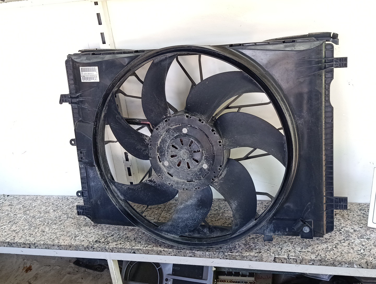Ventola Elettroventola Radiatore Acqua (Mercedes) A2049066802 Usato