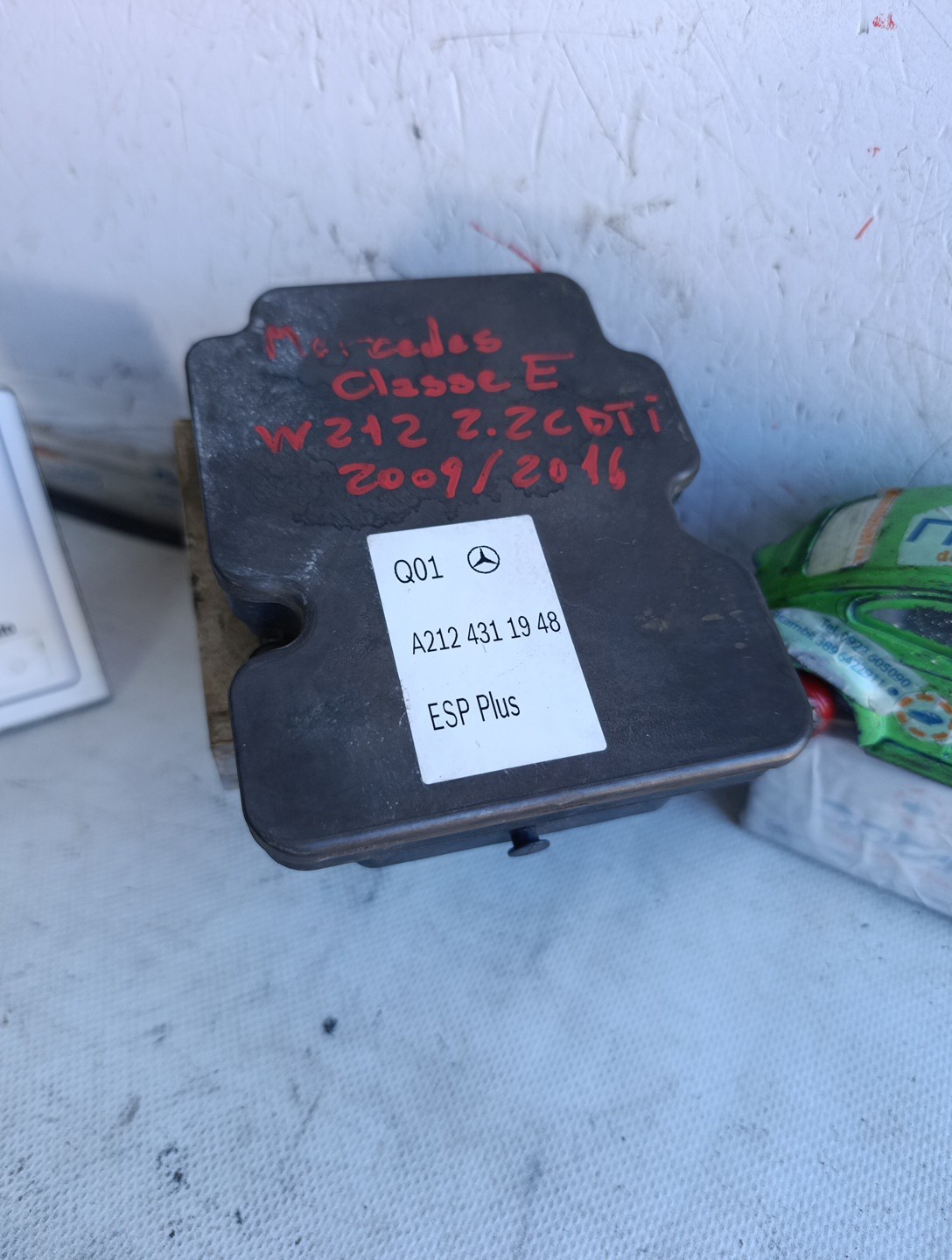 Centralina Abs (Mercedes) A2124311948 Usato