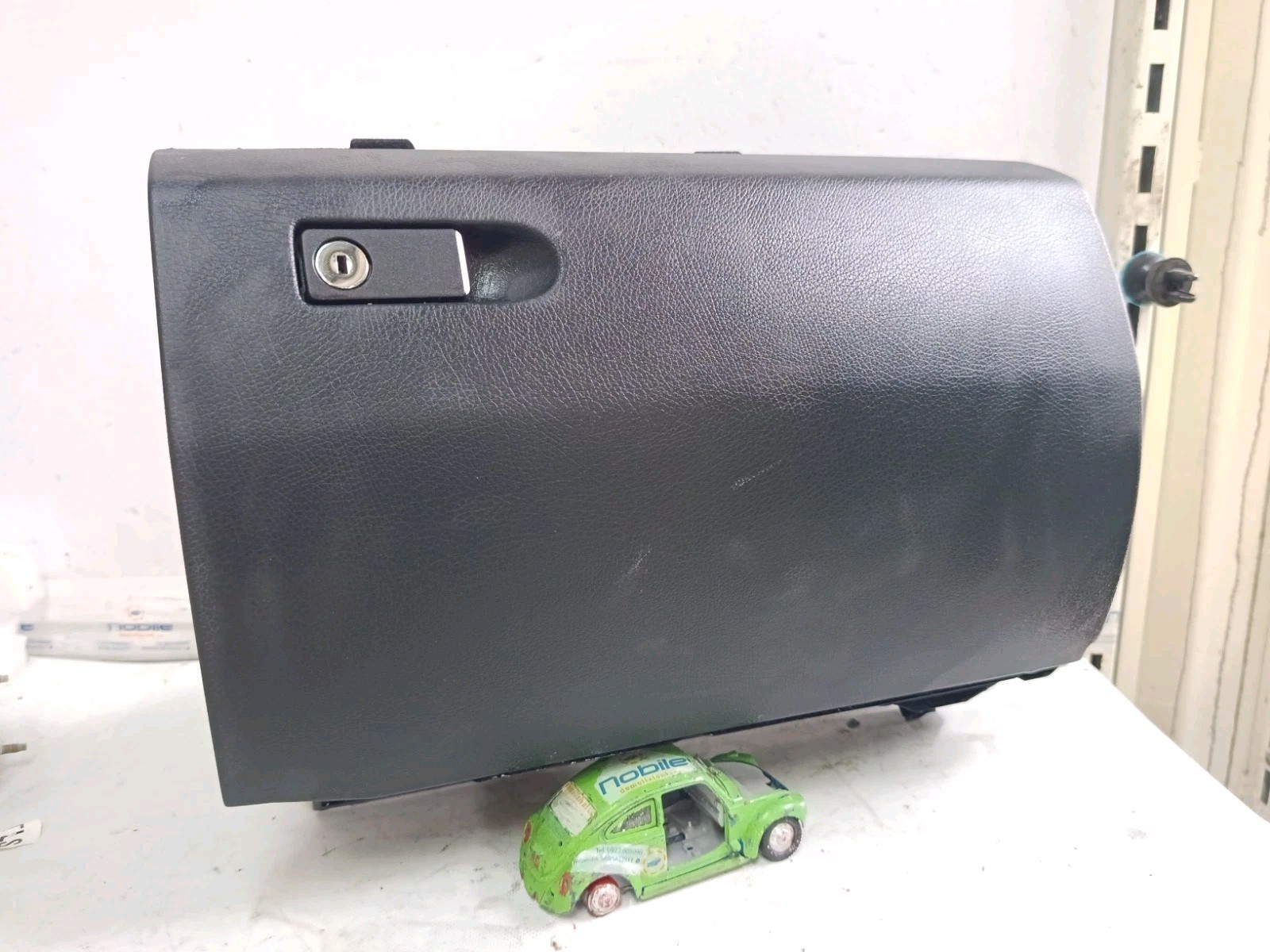 Portaoggetti Cruscotto Destro (Mercedes) A2126802491 Usato