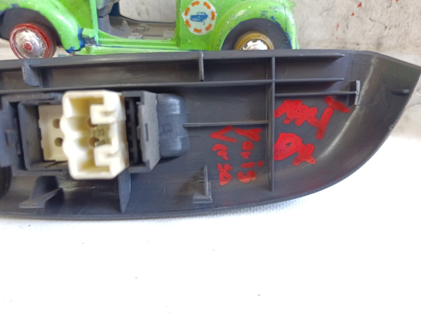 Miniatura 9