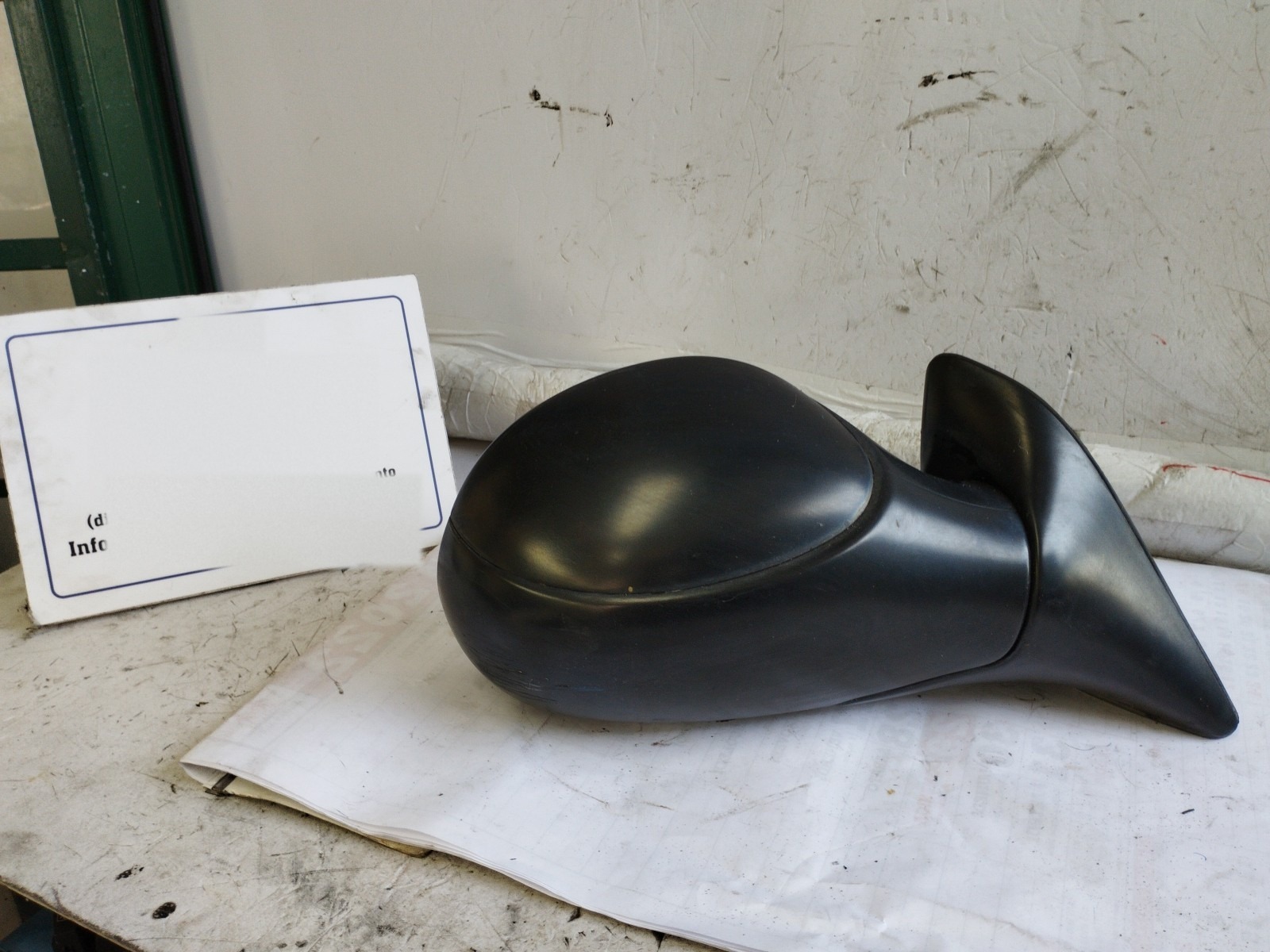 retrovisore est. destro - Immagine 1 di 12