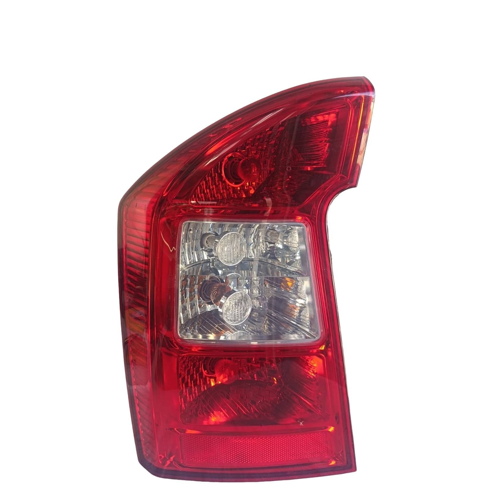Fanale Post. Sinistro (Kia) 924011D010 92401-1DO Usato