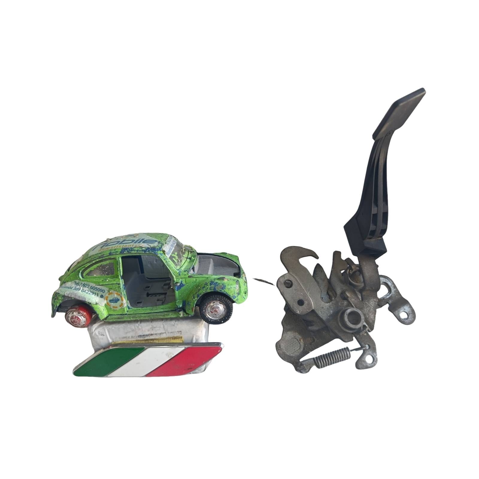 serratura cofano ant. - Immagine 1 di 9