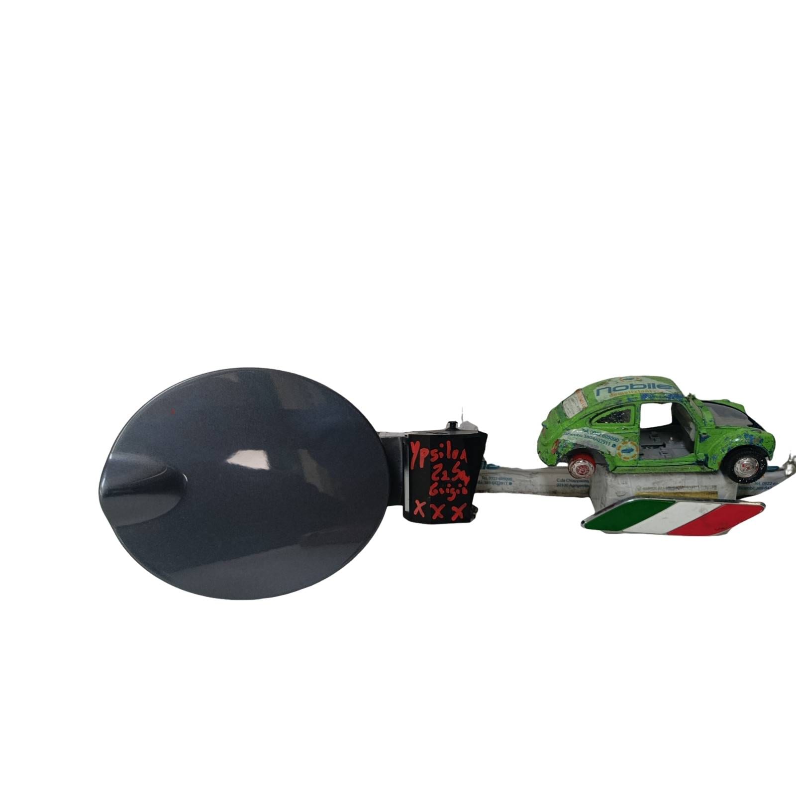 Sportello carburante - Immagine 1 di 12