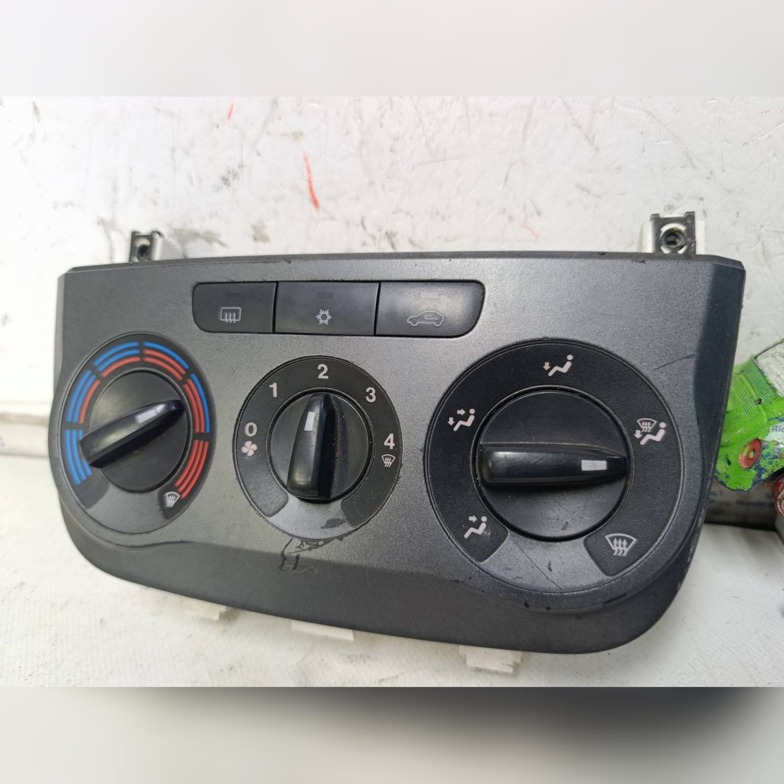 Miniatura 4
