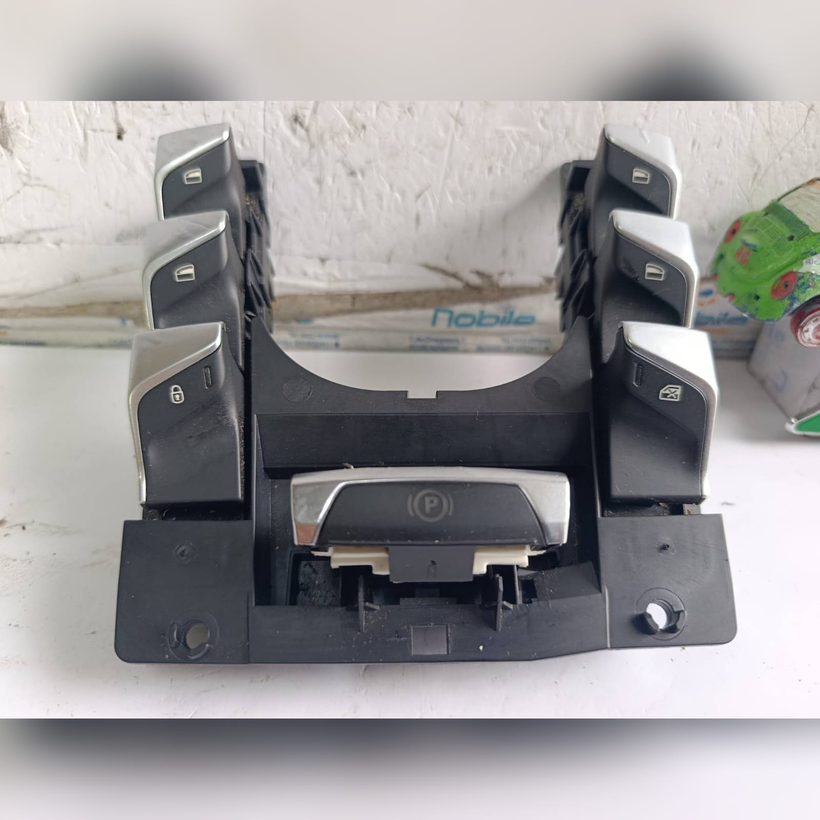 Miniatura 7