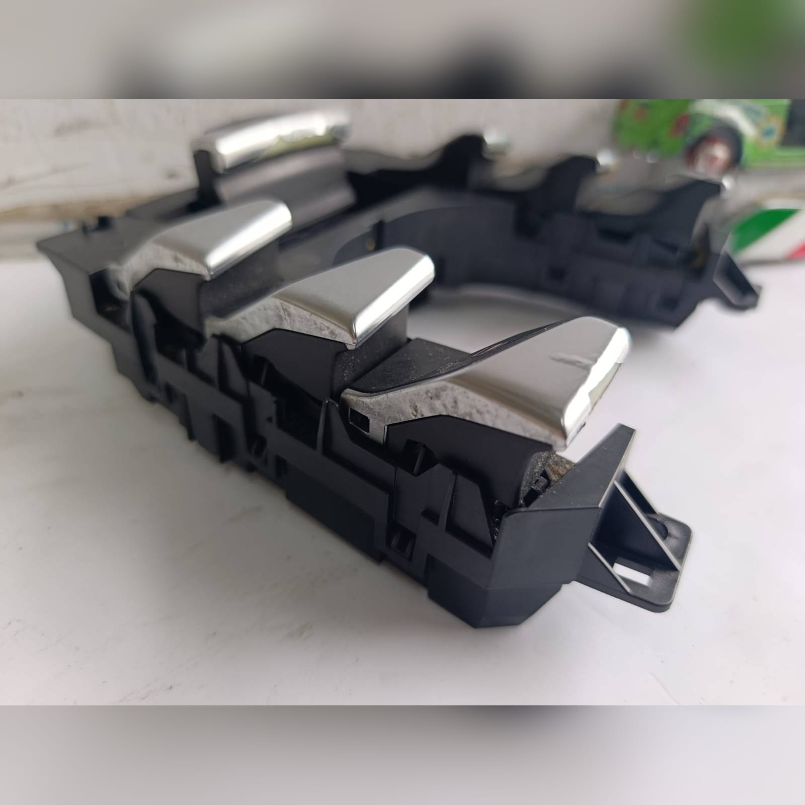Miniatura 10