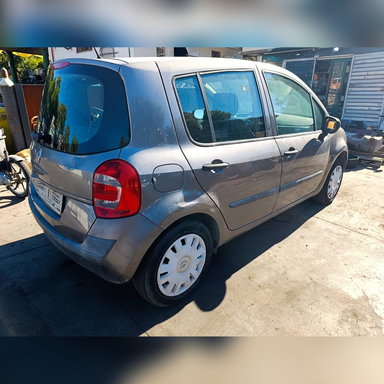 Miniatura 23