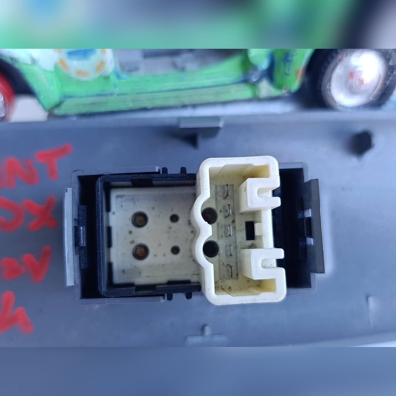 Miniatura 7