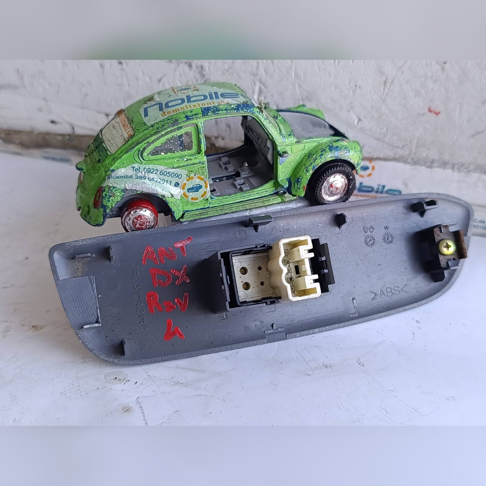 Miniatura 8