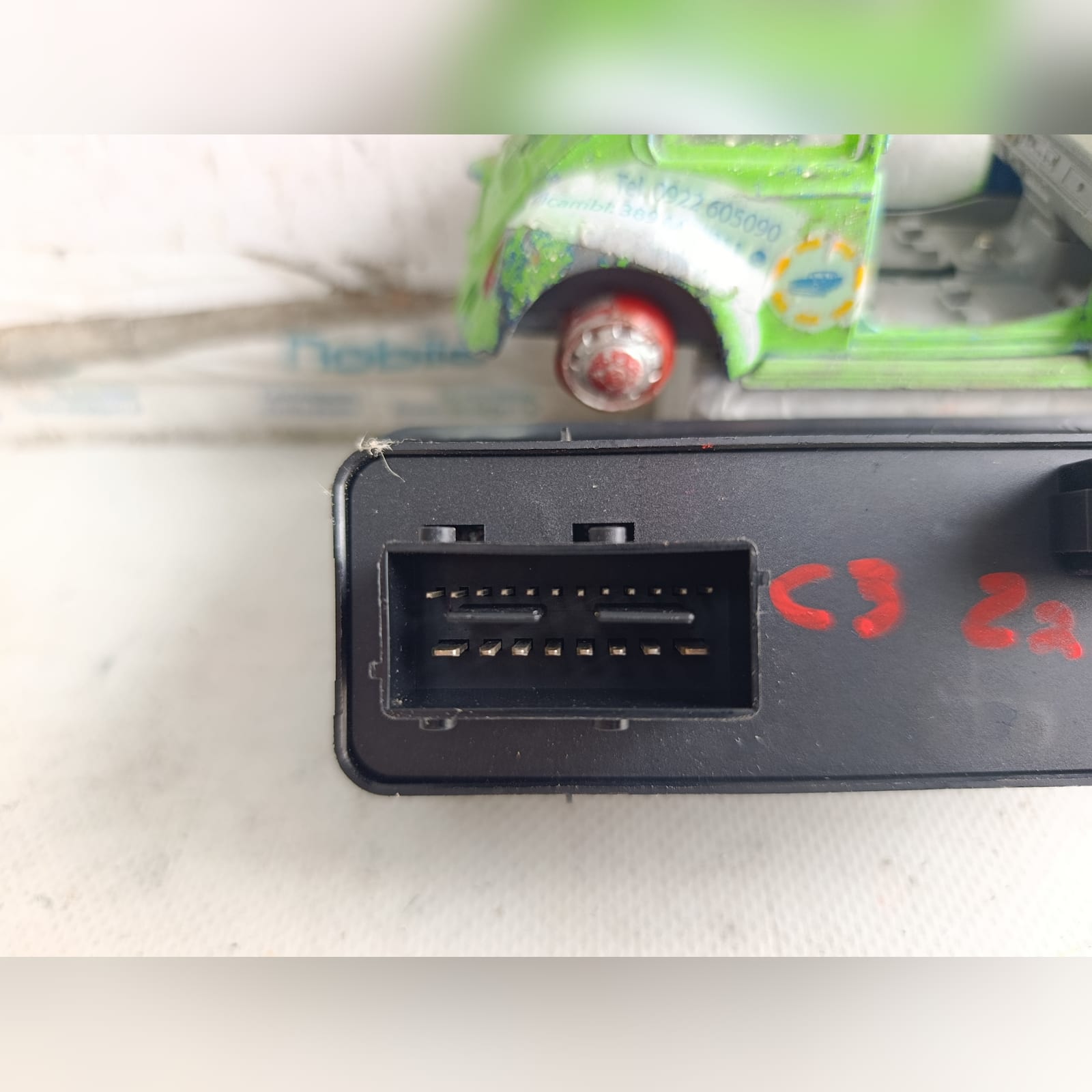 Miniatura 8