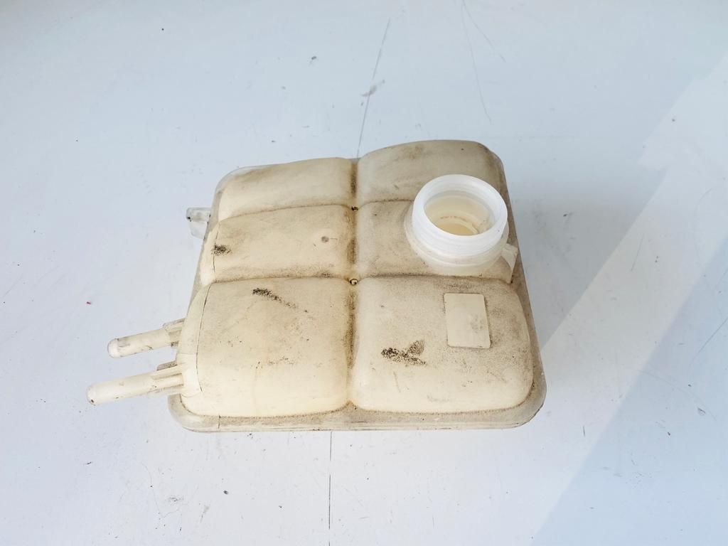 Vaschetta Compensazione Radiatore 3M5H-8K218-AJ Usato