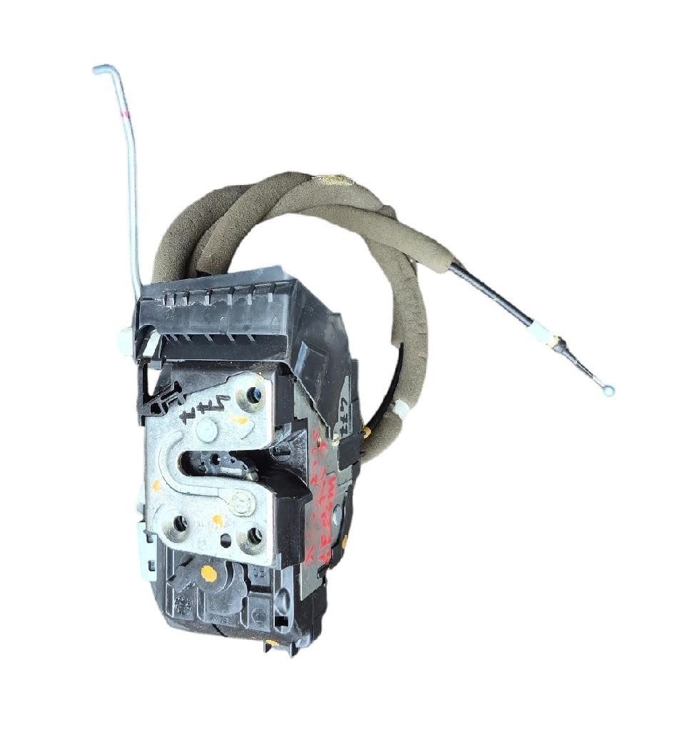 Serratura Porta Ant. Sinistro 805014EA2A Usato