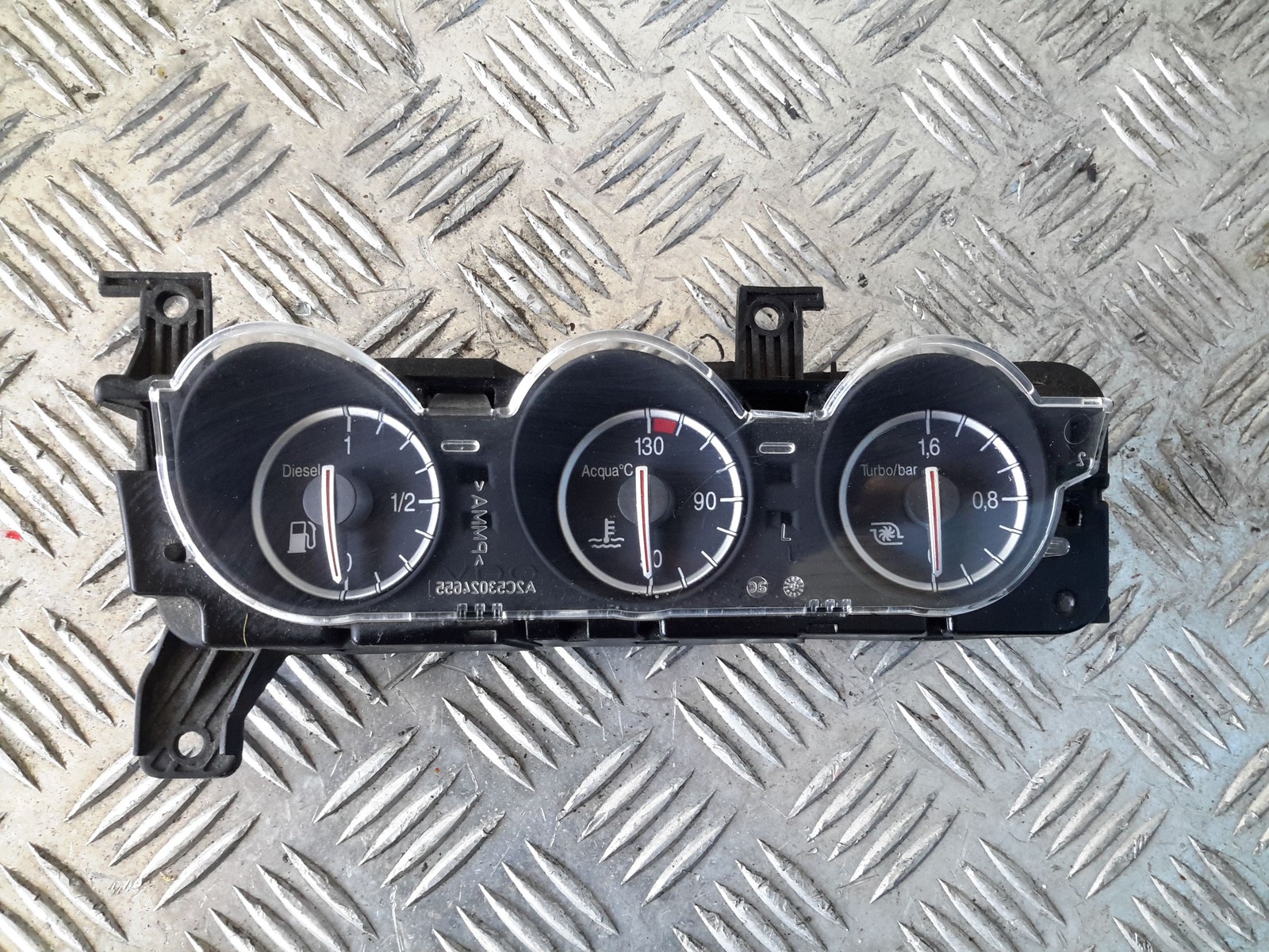 Quadro strumenti compl. - Immagine 1 di 2