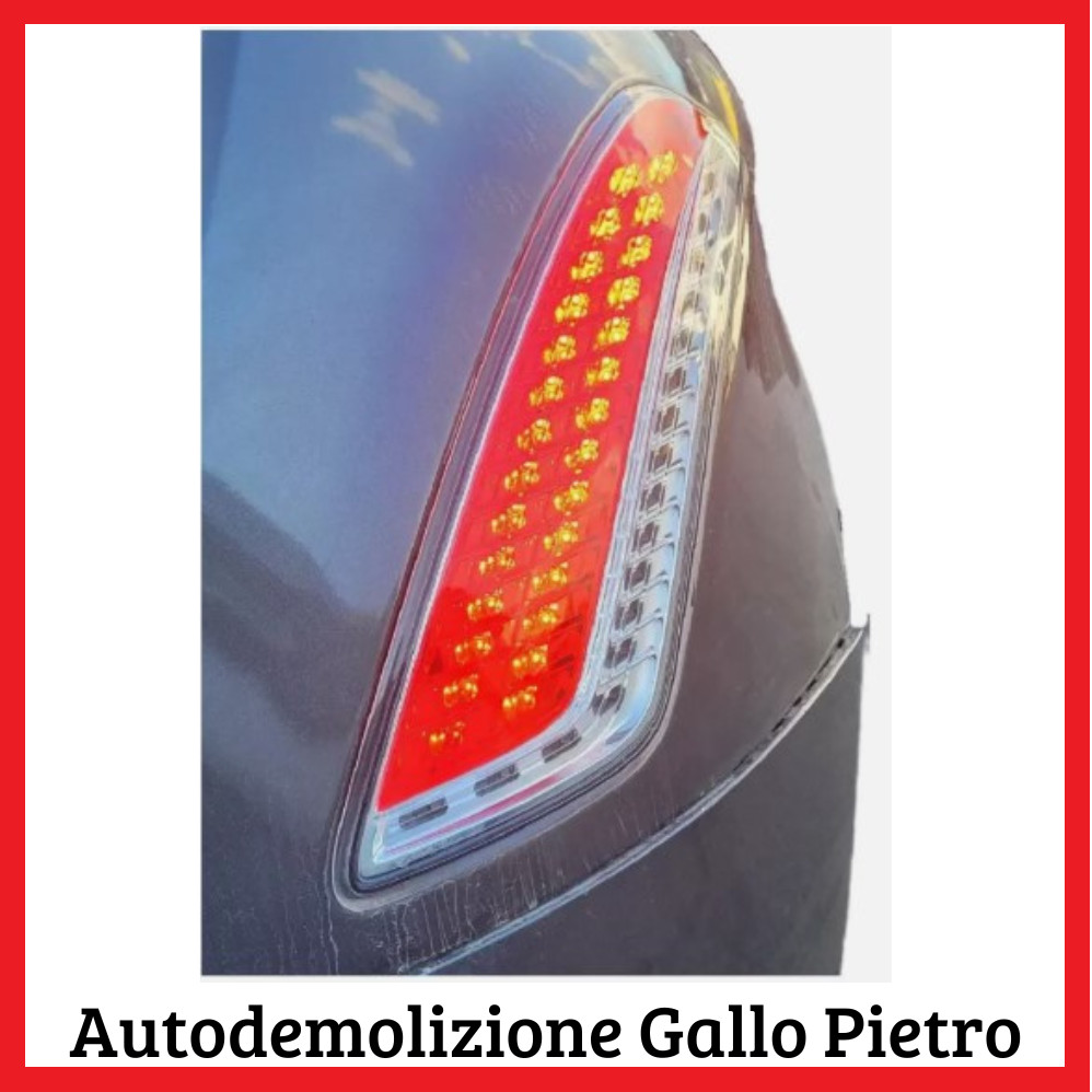 Fanale Post. Destro 51808846 Usato