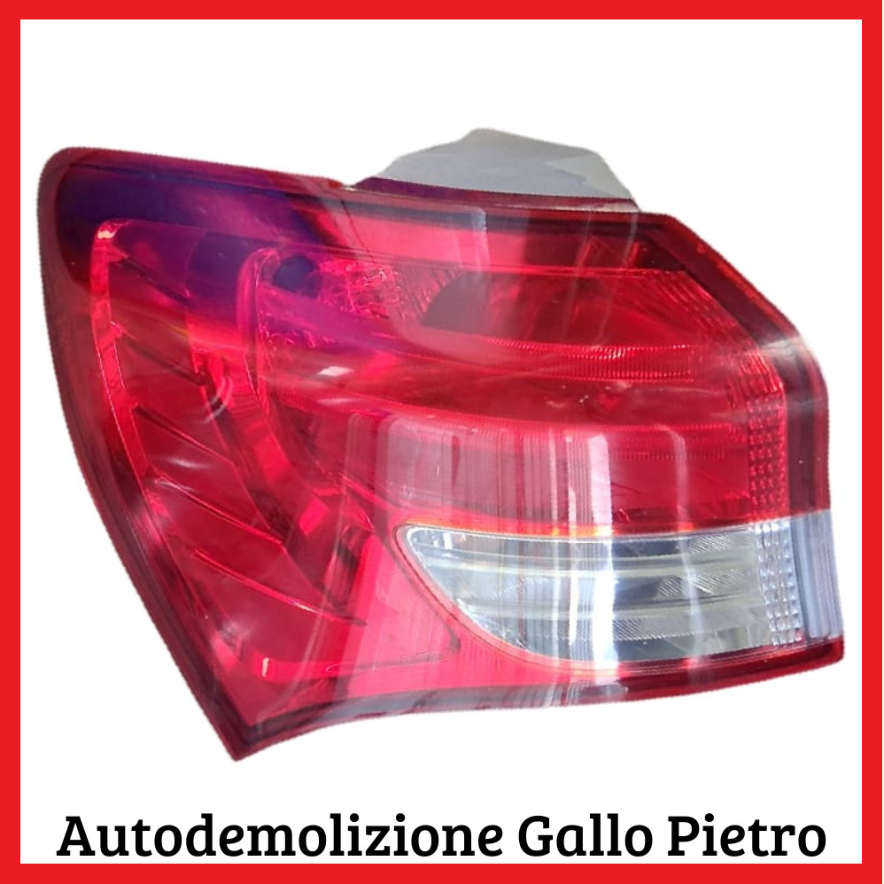 Fanale Post. Sinistro 924011K000 Usato