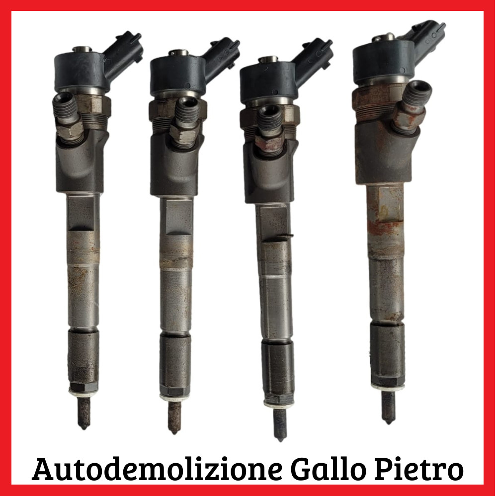 Iniettore (Bosch) 23670-33040 Usato