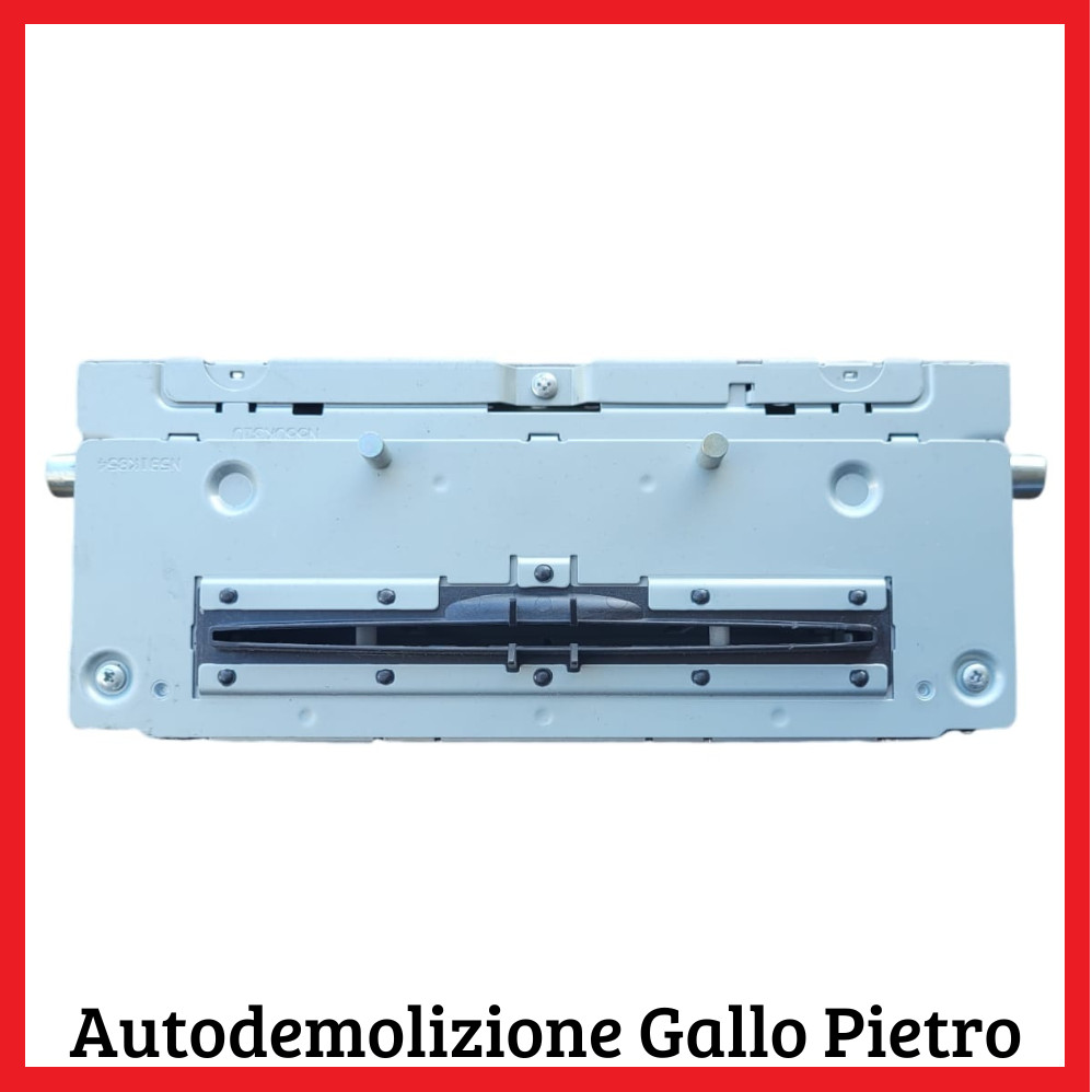 Radio c/sistema di navigatore satellitare - Immagine 1 di 4