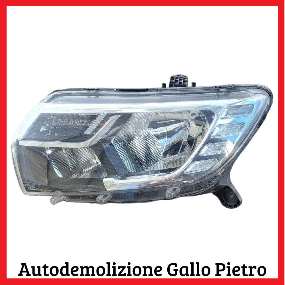 Proiettore Sinistro 260608143R Usato