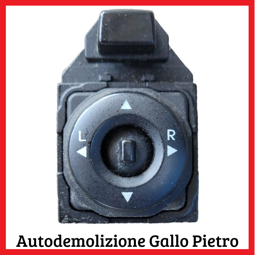 interruttore comando chiusura retrovisore est. - Immagine 1 di 2