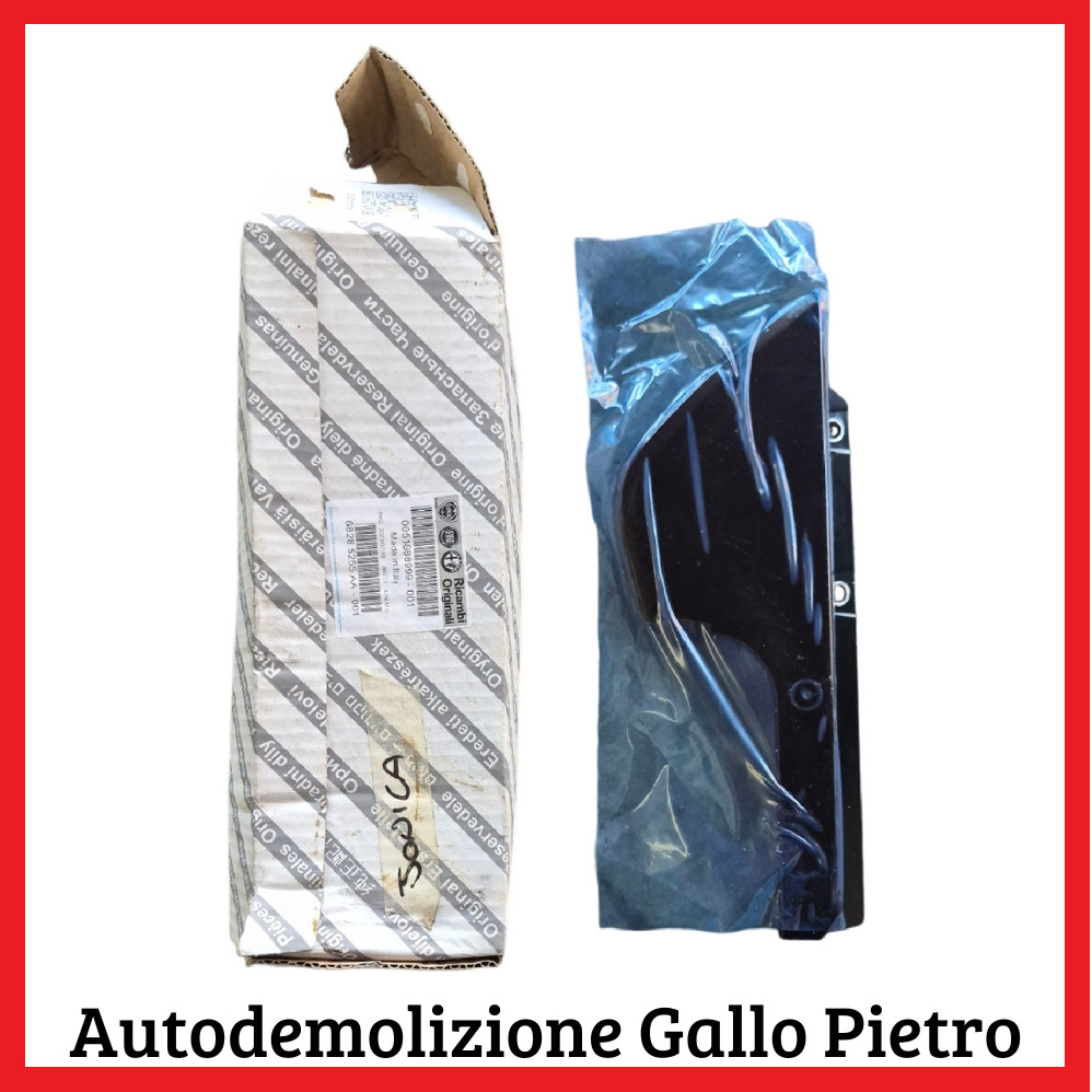 Modanatura Porta Post. Destro 51988999 Usato