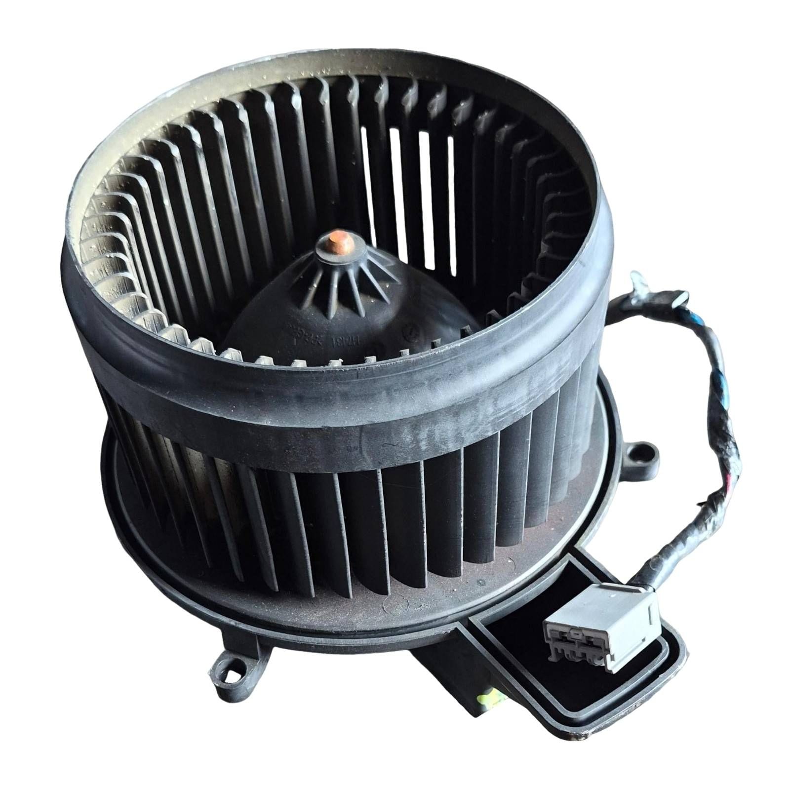 Ventola Riscaldatore AY272700-5673 Usato
