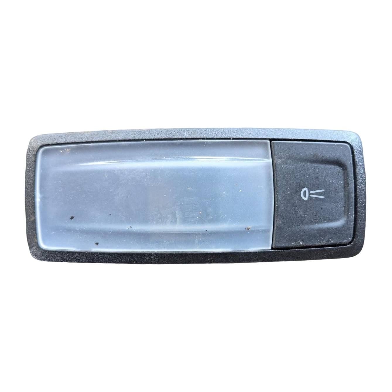 Luce Cortesia Post. Lat. Tetto Destro (Maserati Olsa) 670047775 06700477750 Usato