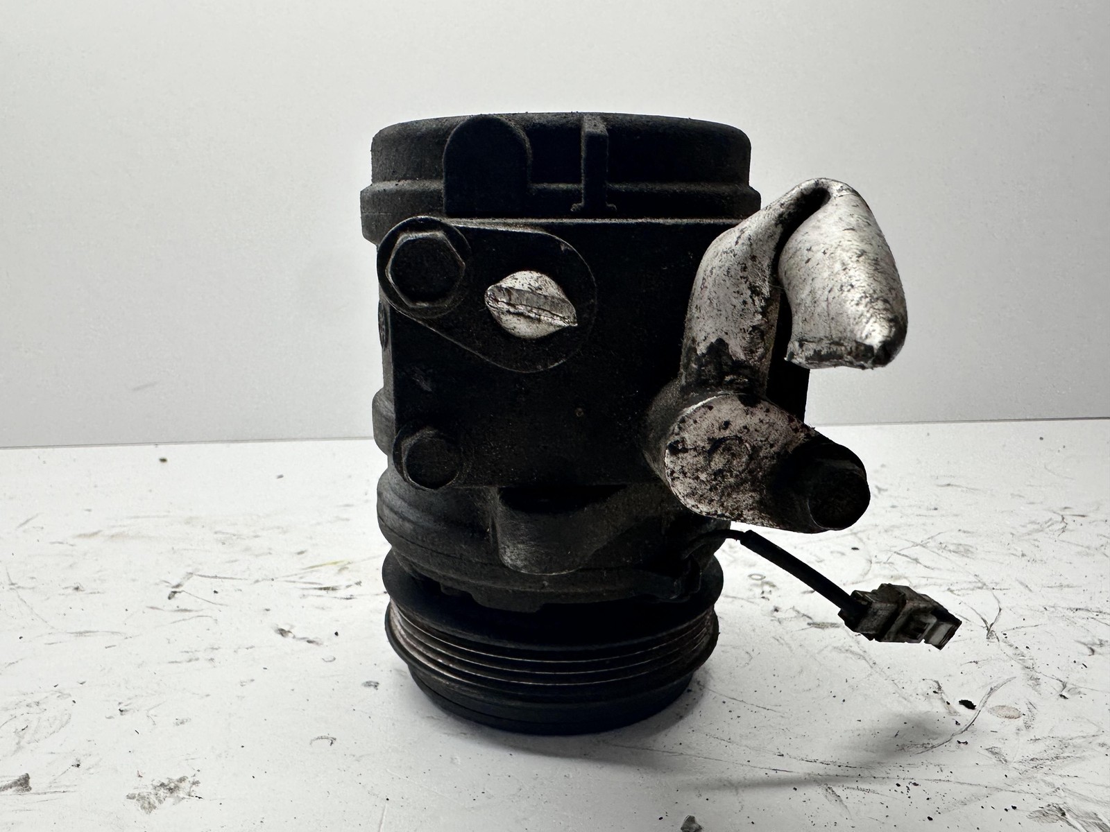 Compressore a/c - Immagine 1 di 7