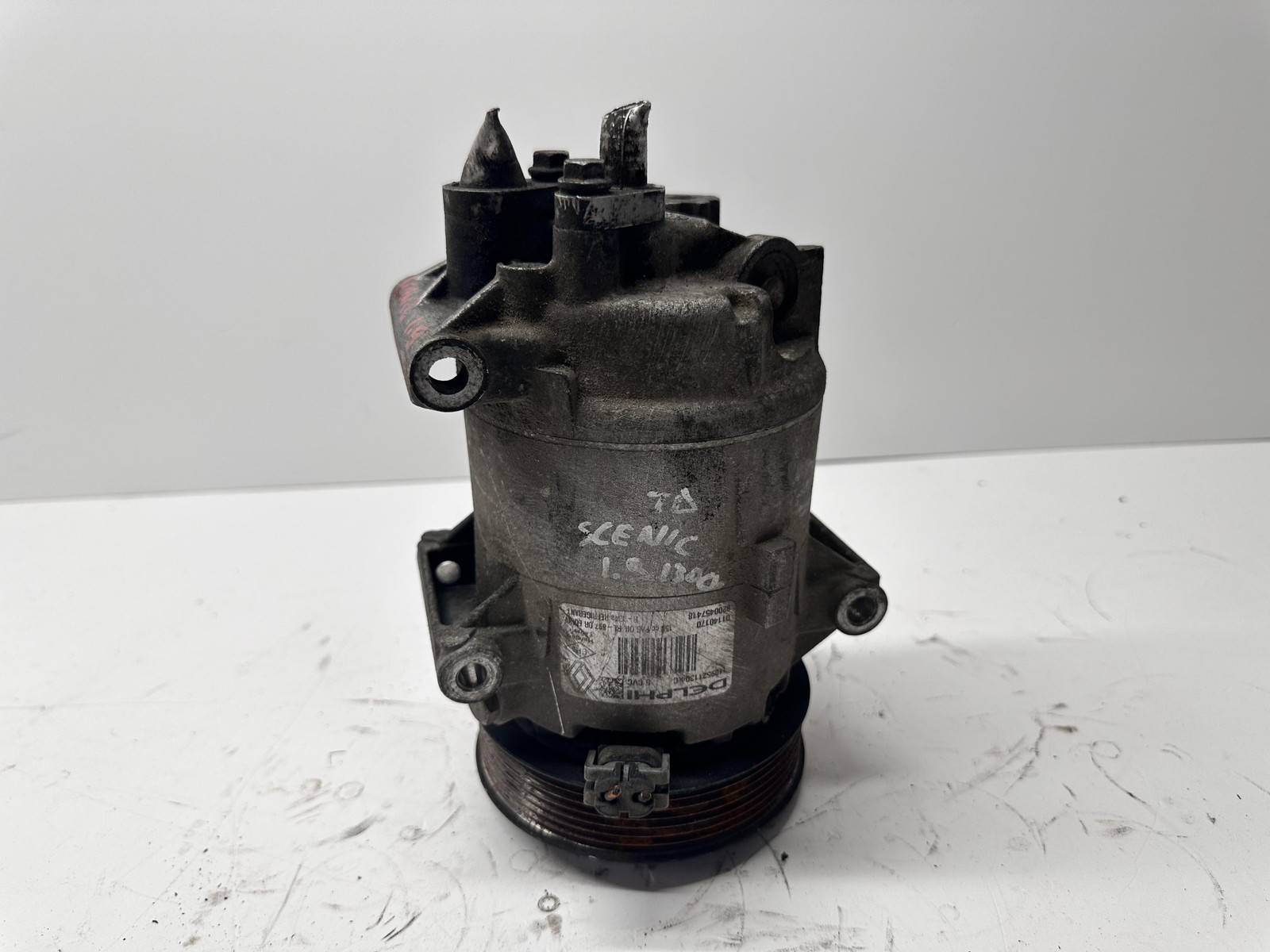 Compressore a/c - Immagine 1 di 2