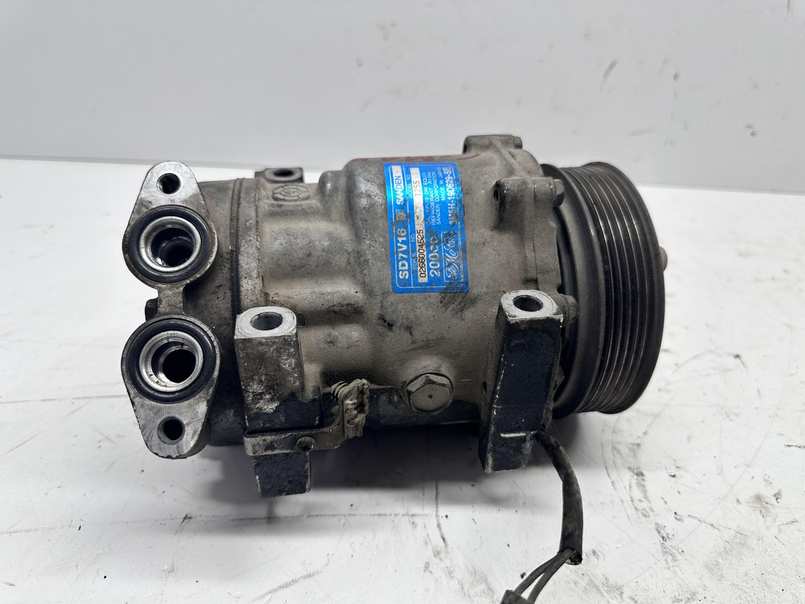 Compressore a/c - Immagine 1 di 4