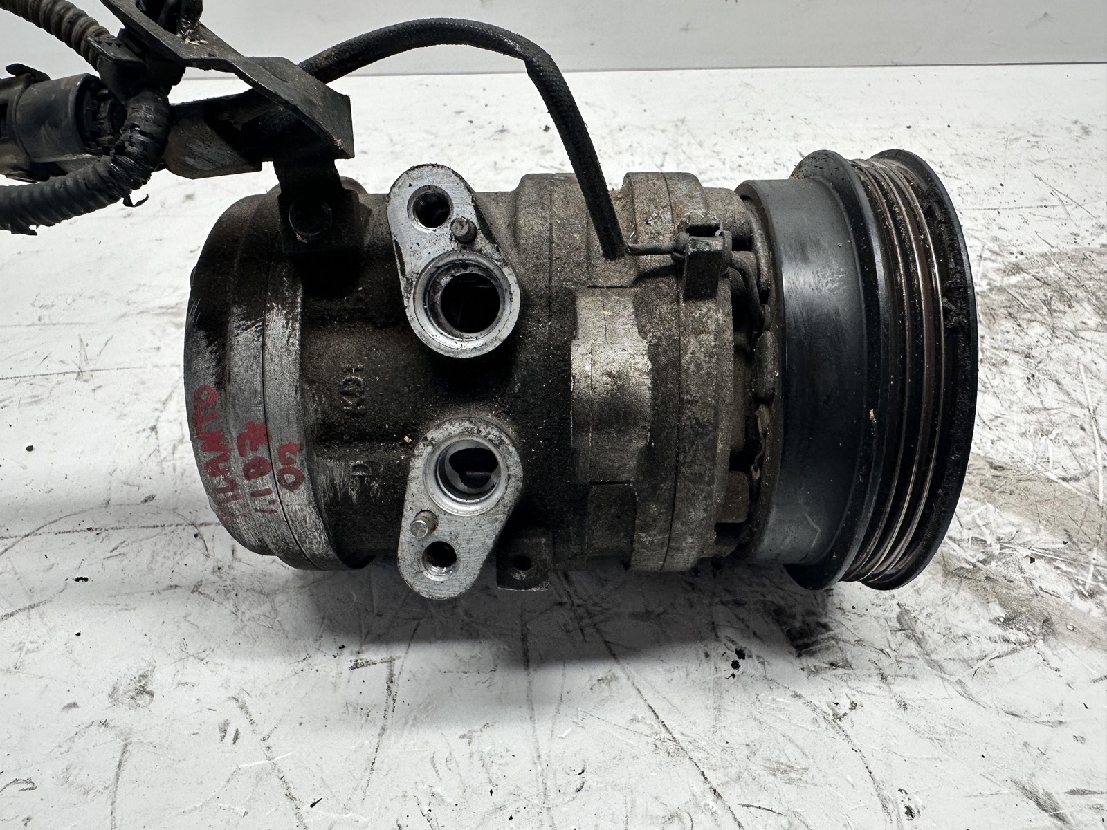 Compressore a/c - Immagine 1 di 4