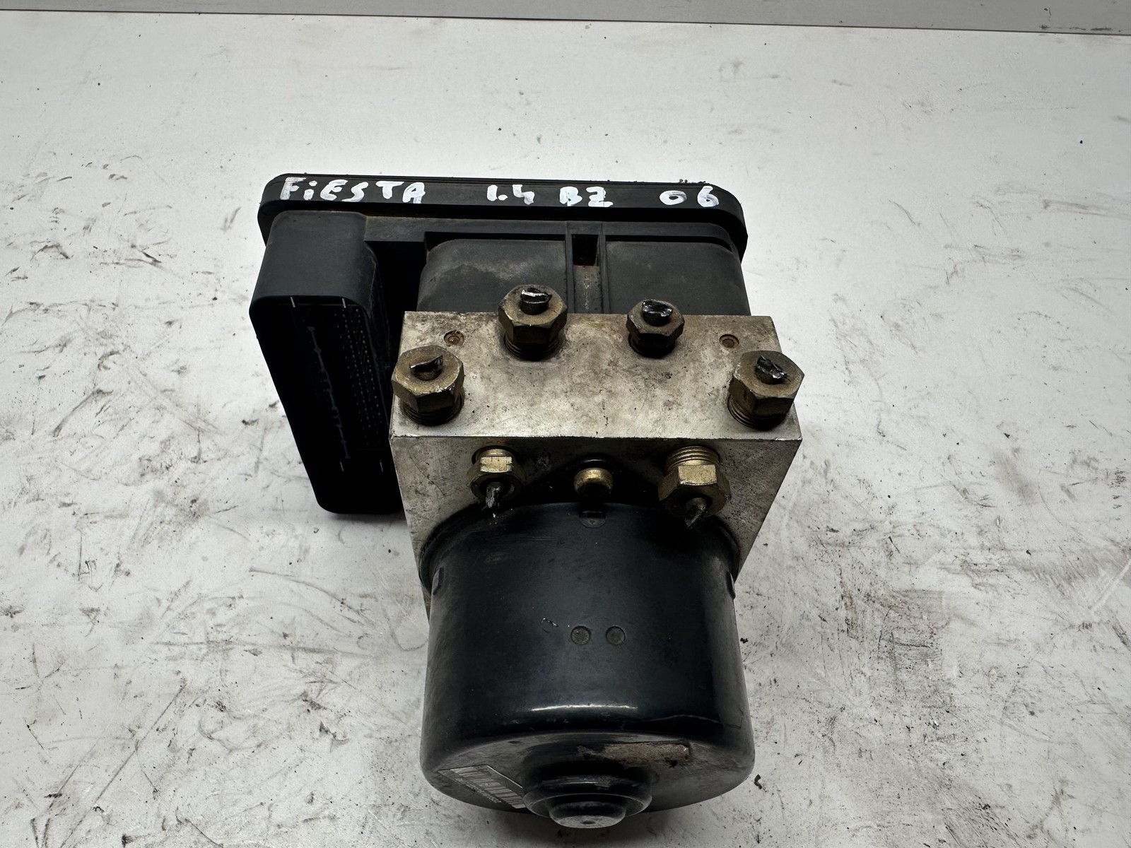 Centralina ABS - Immagine 1 di 2