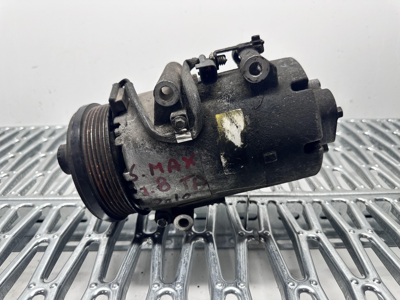 Compressore a/c - Immagine 1 di 4