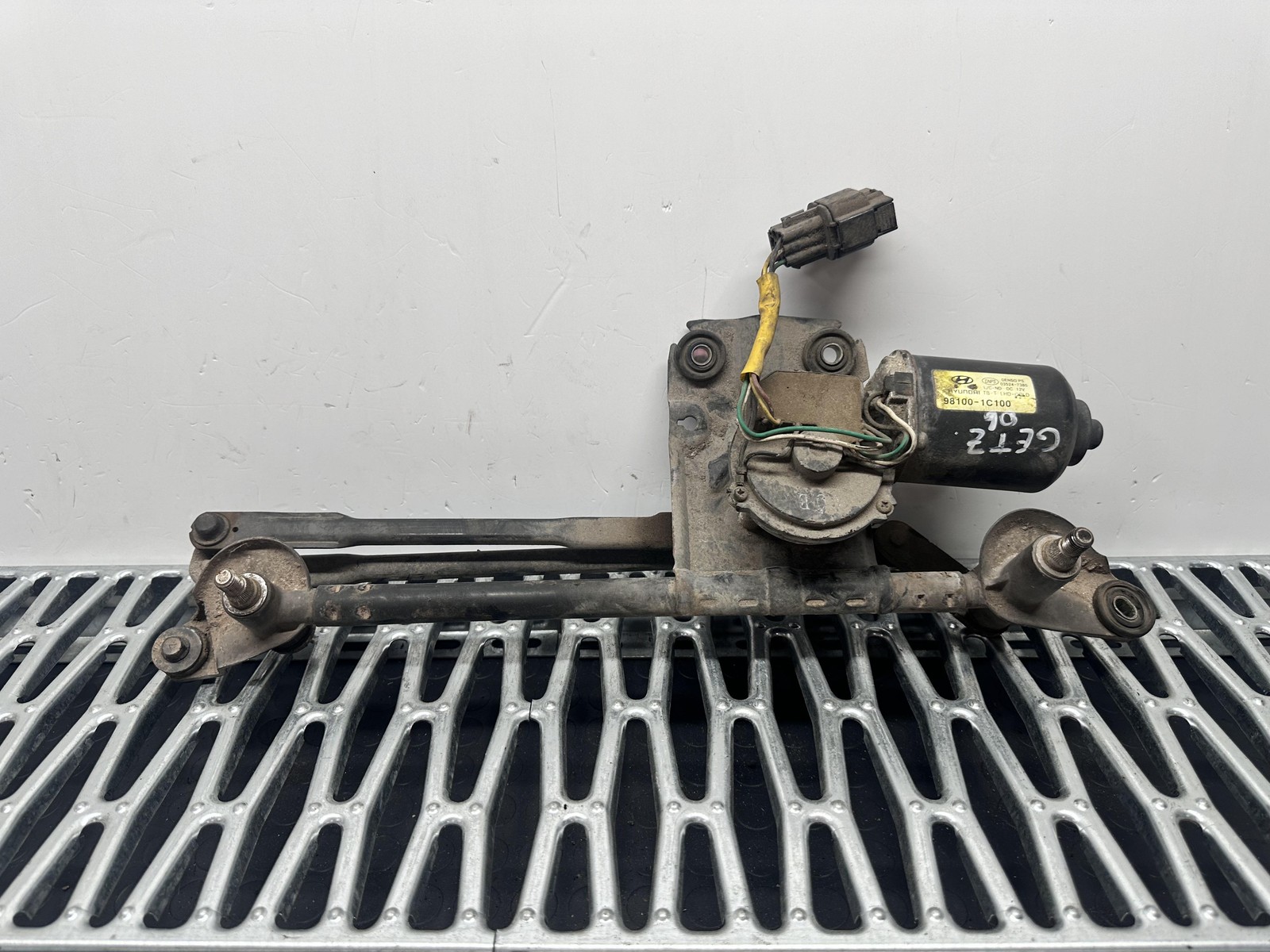 Tergiparabrezza Con Motorino 981001C100 Usato