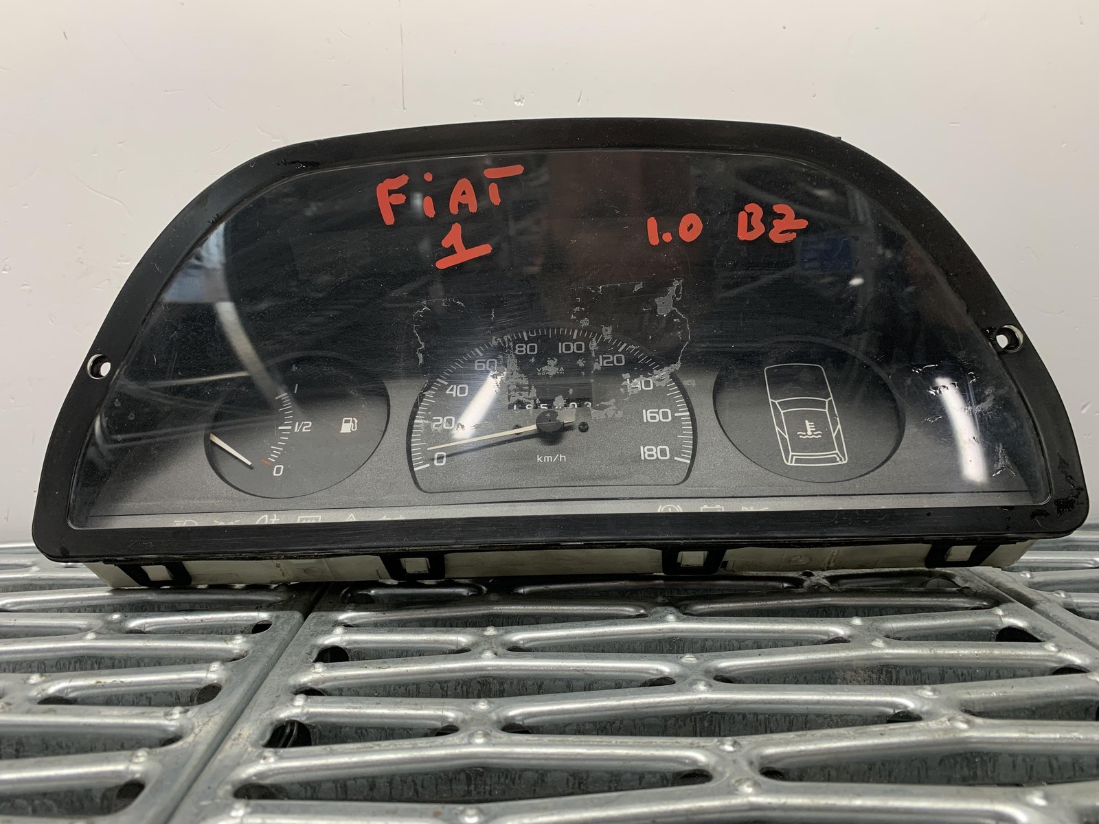 Quadro strumenti compl. - Immagine 1 di 4