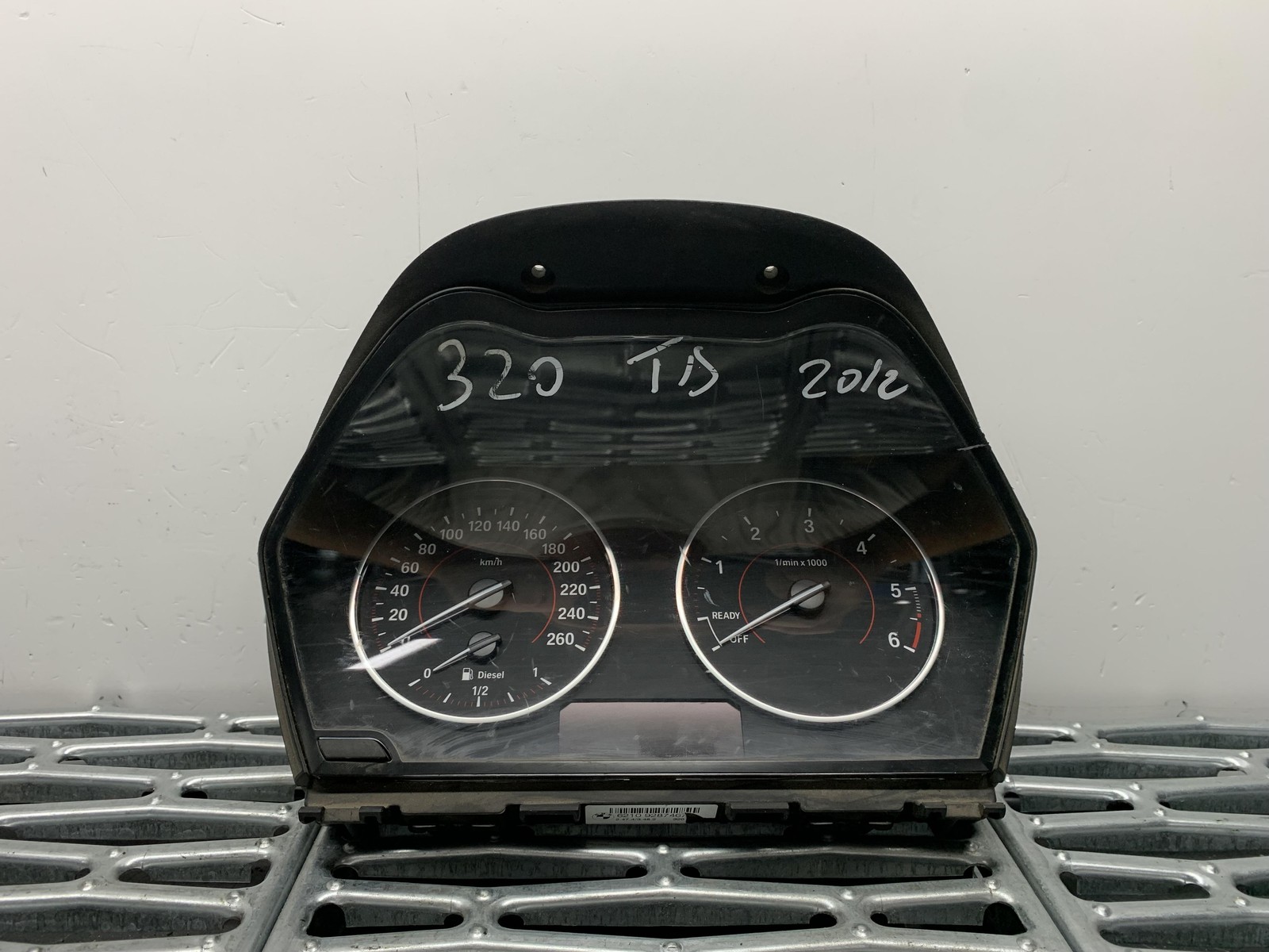 Quadro strumenti compl. - Immagine 1 di 8