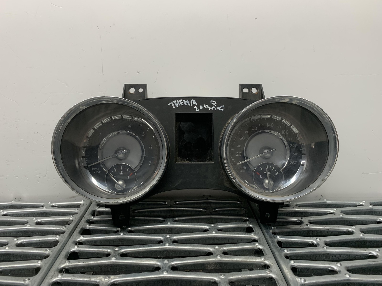 Quadro strumenti compl. - Immagine 1 di 6